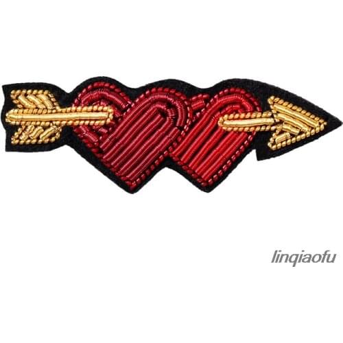 Embroidered brooch Hand-embroidered brooch anti-lighting small pin fixed clothes decoration creative wild couple badge