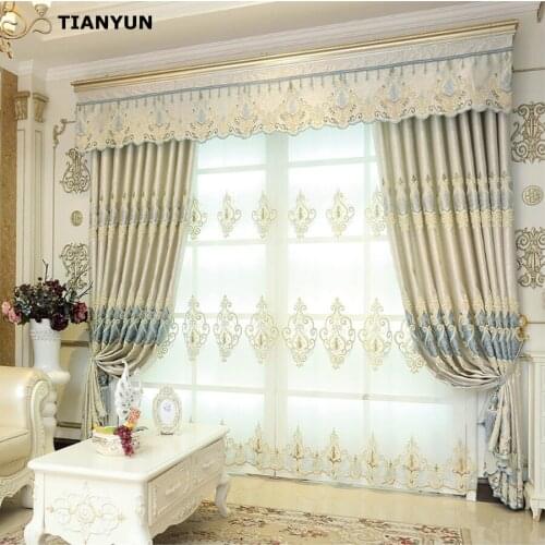 2 Piece 2020 Latest Wholesale European Luxury Upscale Applique Jacquard Curtain Designs