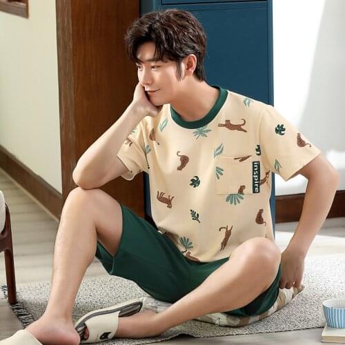 Summer New Cotton Short Sleeve Men Pajamas Sets Green Round Neck Cartoon Animal Printing Mens Sleepwear Plus Size Loose Homewear
