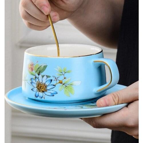 230ml Classic European Flower Bone China Coffee Cups And Saucers Afternoon Tea Coffee Drinkware Cupn Wedding And Housewarming