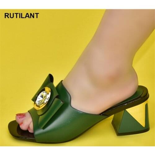 Fashion Daily Slippers for Ladies Shoe Sweet Style for Royal Wedding Party Slingbacks Sandals Designer Shoes Women Luxury 2021