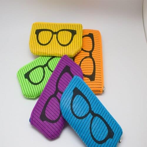 1PC Unisex Felt Glasses Case Bag Sunglasses Case Box Portatives Soft Zipper soleil Lunettes de soleil Protector Sunglasses Pouch