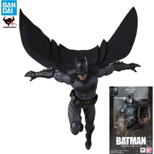 Bandai S.H. Figuarts TAMASHII NATIONS Batman Justice League Action Figure Collection Model Batman Justice League Figure Toy