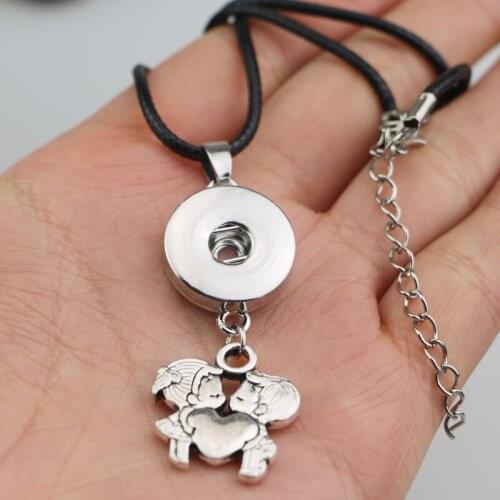 Women 45cm rope chain Diy Snap Jewelry Cute Boy Girl Lovers Heart Charm 18mm Snap Metal Button Pendant Necklaces For Lovers