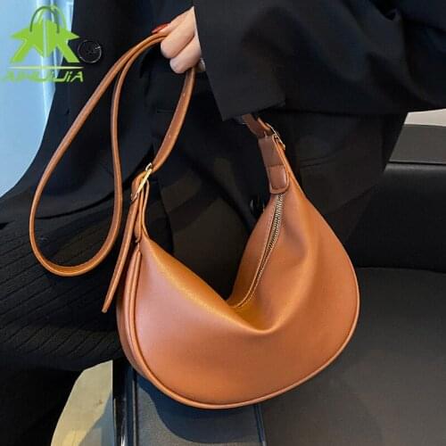 High Capacity Dumpling Bags for Woman High Quality 2021 Soft Pu Messenger Simplicity Soild Color Handbags Casual Shoulder Bag