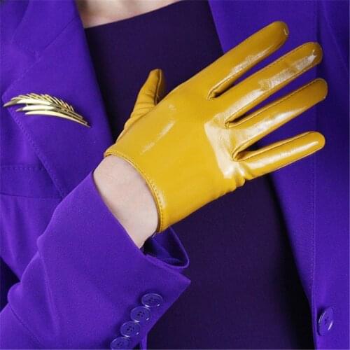 16cm Patent Leather Short Womans Gloves Emulation Leather Mirror Bright Leather PU Leather Bright Ginger Yellow Bright Gloves