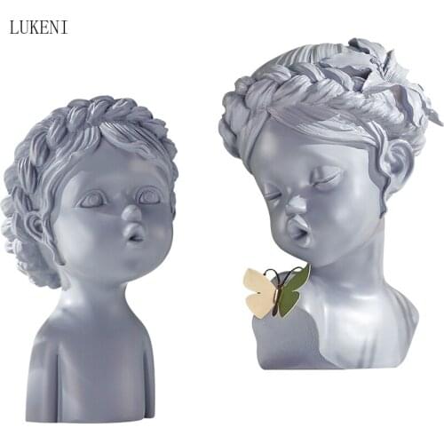 Nordic Resin Butterfly Girls Statues Ornaments Art Home Livingroom Table Figurines Accessories Crafts Furnishing Decoration Art