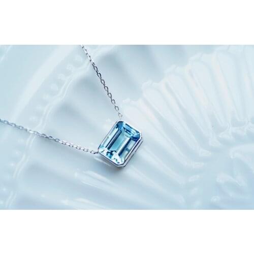 Solid 18K Gold Nature 1.56ct Blue Aquamarine Gemstones Pendants Necklaces for Women Fine Jewelry for Women Gifts
