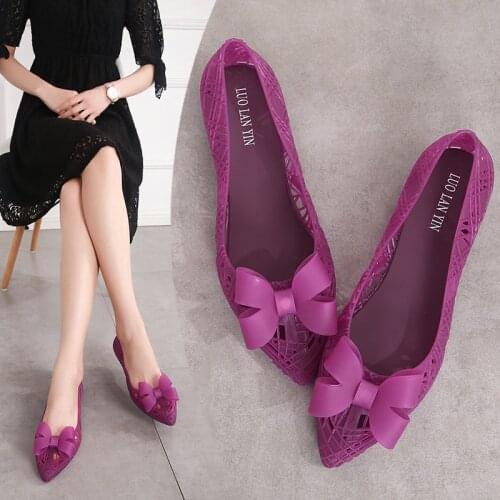 Jelly Flats Sandals Women 2019 Summer Swim Pool Pointed Toe Breathable Flat Heel Beach Sand Shoes Hollow Out Slip On