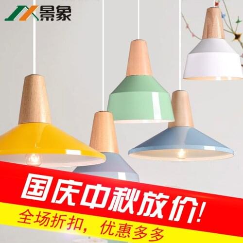 Nordic simplicity, modern aluminum, solid wood restaurant, chandelier, single American coffee bar, balcony, aisle