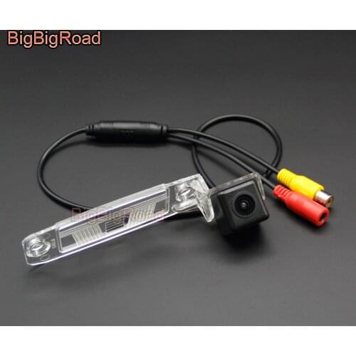 BigBigRoad Car Rear View Parking CCD Camera For Kia Ceed Carens Sorento Rondo Cerato Forte Amanti 2007 2010 2011 2012 2013 2014