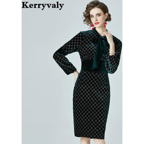 Winter Women Black Green Velvet Dress Vestidos Invierno 2021 Mujer Slim Long Sleeve Midi Office Dress Robe Hiver Femme K521
