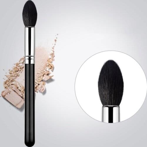 Professional Tapered Highlighter Makeup Brush Facial Cosmetic Makeup Brush Makeup Highlighter Blush Concealer Blending Brush