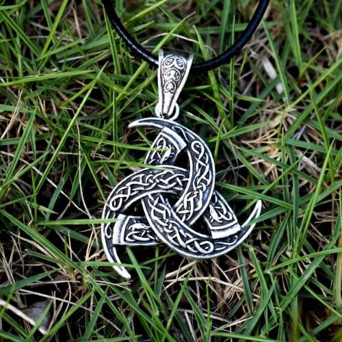 12pcs Odins Horn Pendant Viking Symbol with Wolf Ornament Protection