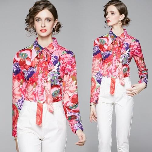 Gambbr Blouses With Flowers