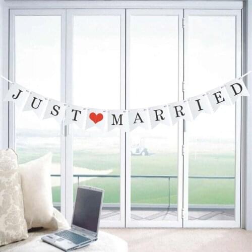 Vintage White JUST MARRIED Banner Wedding Party Decorations Bunting Garland Handmade Photo Booth Props Event Party Supplies