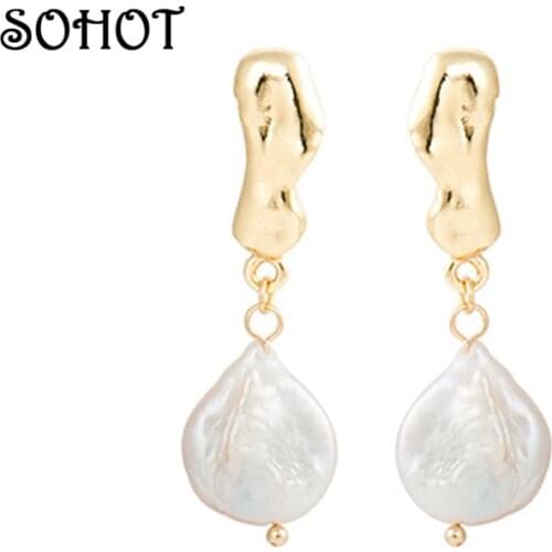 SOHOT Boho Style Irregular Alloy Baroque Freshwater Pearls Pendant Hoop Earrings Romantic High Quality Beach Jewelry Brincos