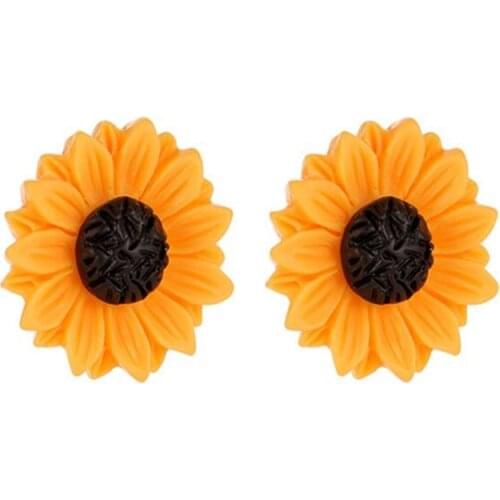 Fashion Sunflower Earrings for Women Charming Lovely Resin Daisy Flower Stud Earrings Ladies Party Jewelry