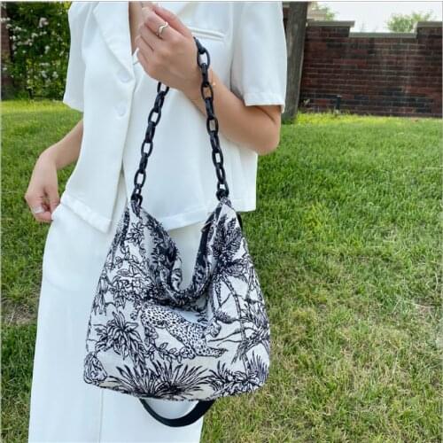 Female Shoulder Bag Fashion Large-capacity Canvas Bucket Bag Print Chain Ethnic Style Crossbody Tote Shopper Bag Сумка Женская