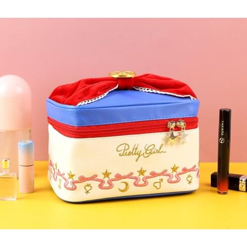 Japanese Sailor Moon The same cosmetic bag portable large capacity cosmetic storage toilet bag cute handbag