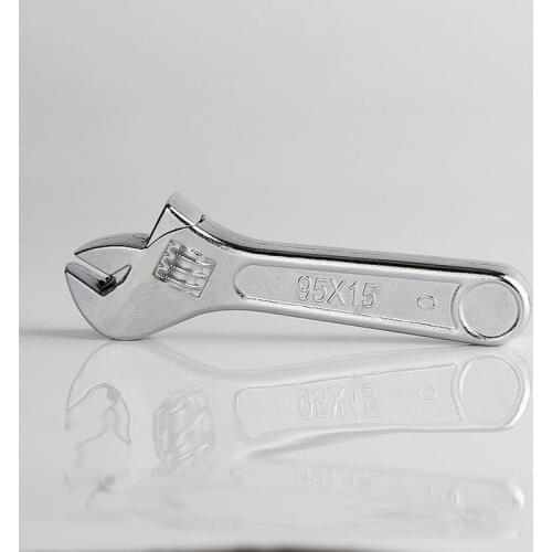Boutique New Strange Wrench Creative Lighter Smoking Accessories for Weed Cool Gift for Friend Briquets Et Accessoires Fumeurs