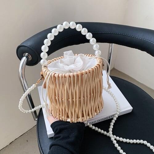 Women Fashion Rattan Woven Basket Drawstring Shoulder Crossbody Bags Casual Ladies Pearl Chain Bucket Mini Top-handle Handbags