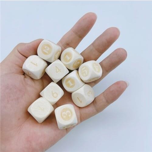 200pcs D6 6 Sided 20mm Laser Engraving Wood Dice For Party Family Wood Cube Dices Printing Engraving Printing Engraving Kid Toys