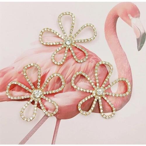 5 pcs/lot Five-leaf Rhinestone Flowers Hair Accessories Buttons For Baby Crystal Rhinestone Buttons Ornaments Earrings Jewelry