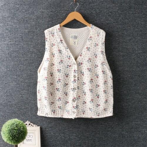 Lamtrip Rustic Flowers Cherry Pattern V-neck Single Breasted Sleeveless Knitted Tank Vest 2021 Autumn