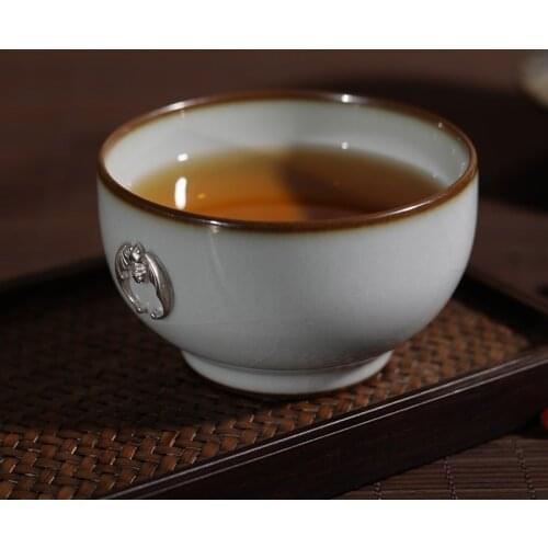 Museum officer glaze silver curium porcelain masters cup cup sample tea cup on purple iron foot relief non-slip