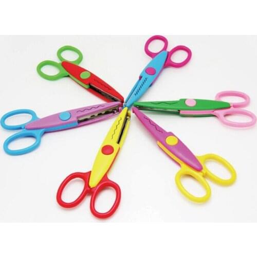 Kids Handmade scissors DIY Photo Card Making Craft Paper Kids Scrapbook Diary Decoration Cartoon Lace Scissors Craft Stationery
