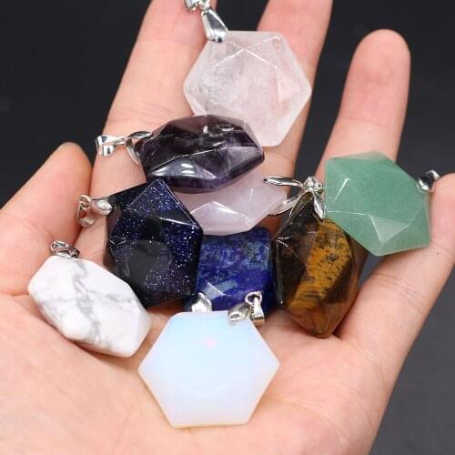 2020 Natural Stone Charms Rose Quartzs Agates Pendants for DIY Jewelry Making Necklaces Accessories Size 25x28mm