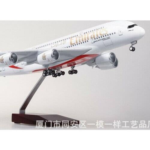 1/160 Emirates A380 Airplane Model LED Light Simulation Passenger Aircraft