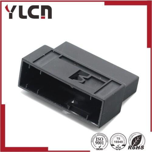 HIGH QUALITY 32pin male plastic automotive electrical sensor plug black connector