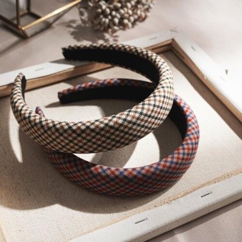 Plaid head hoop hair sending out all kinds of accessories 2020 new hair hoop net red British style sweet fashion thickened