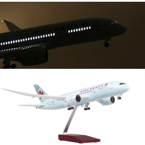 1/130 Air Canada B787 Airbus Model 47cm Resin Airplane Model with Sound and Light Collection Decoration Gift