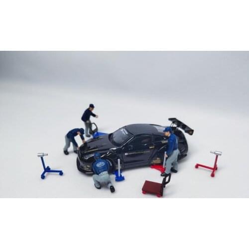 1/64 model car prop scene garage maintenance repair plastic tools 3pcs not including car and dolls