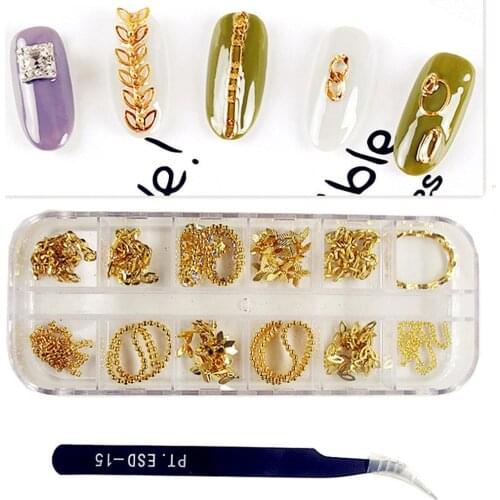 VIBRANT GLAMOUR Decorations For Nails