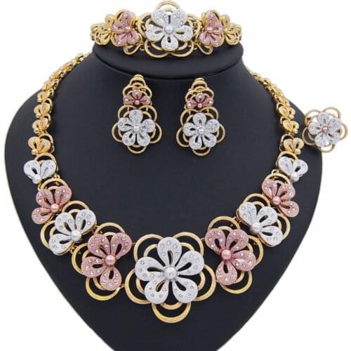 Yulaili Trendy Flowers Crystal Charm Necklace Earrings Bracelet RIng Dubai Gold Jewelry Sets for Women Weddding Accessories