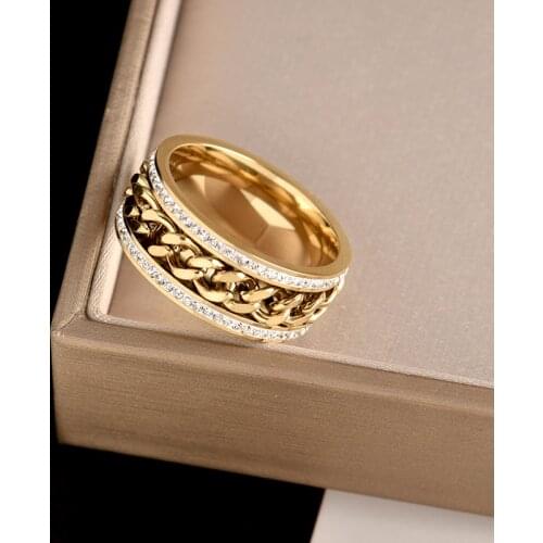 Stainless steel senior sense light luxury ring female chain couple versatile temperament index finger ring niche design