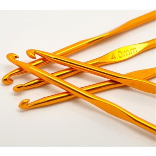 5 PCs/Set 4mm Aluminum Hand Sewing Crochet Hook For Stitching At Random Color Weave Craft Sweater Hats Scarf 15cm(5 7/8") long