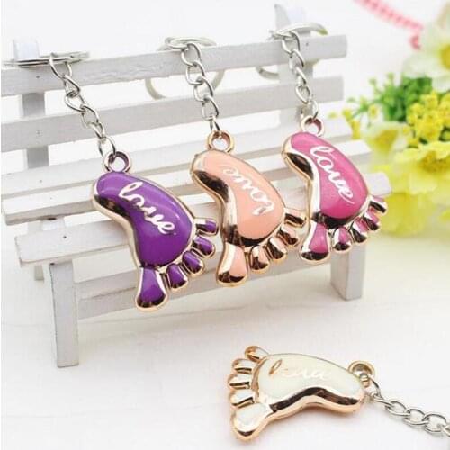 Cute Party Souvenirs Mini Foot Shaped Keychains Love Keyrings for Baby Shower Baptism Giveaway LX2172
