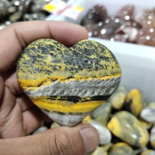 High Quality Natural Bumblebee Stone Heart Healing Crystal Reiki Energy Ornament For Home Decor
