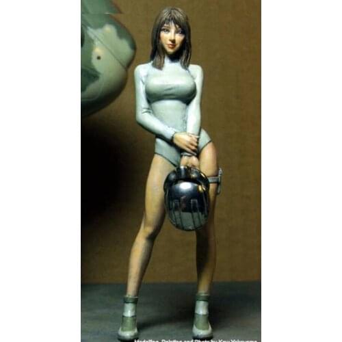 Free Shipping 1/20 Scale Unpainted Resin Figure Female astronaut collection figure