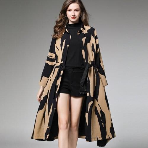 Plus size womens autumn new wind coat slim print Large size ladies' coat fashion loose lace-up long sleeve turn-down collar coat