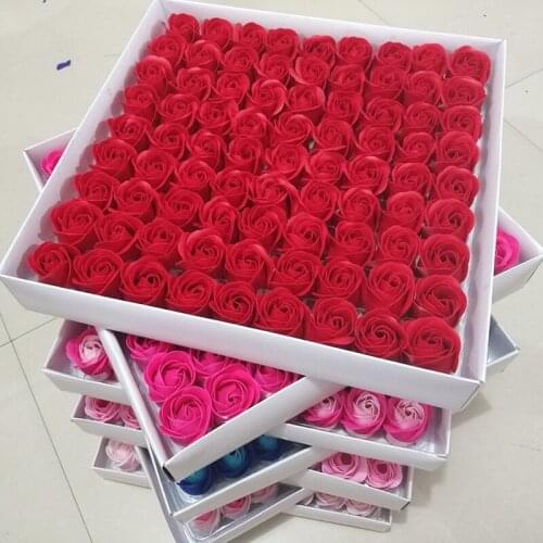 81Pcs Rose Flowers Head Artificial Flowers Rose Flowers Home Decoration Wedding Decoration ValentineS Day Gift Holding Flowers