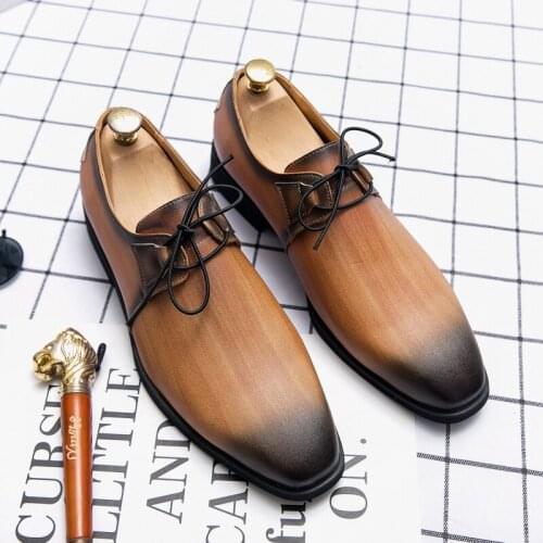 New high-end leather British mens shoes, retro fashion brogue mens shoes, fashion retro dress shoes, private customized mens