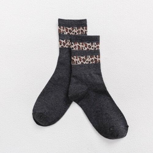Hot Spring And Autumn womens Socks Retro Leopard Animal Print Cotton Blended Socks Fashion Trendy Contrast Color Retro Socks