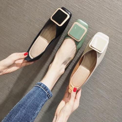 Luxury Ladies Shoes 2021 Women Flats Fashion Woman Boat Shoes Plus Size Slip-on Casual Shoes