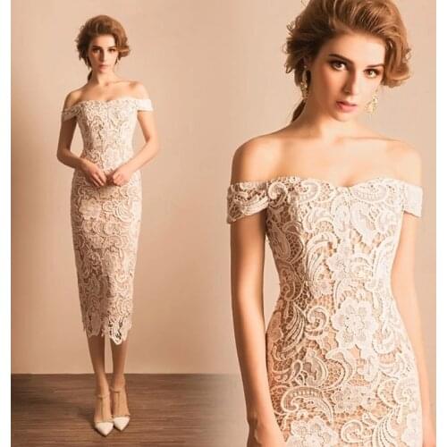 Latest 2021 Exquisite Nude Lace Mother of the Bride Dresses Mid Calf Length Strapless Off Shoulder Sleeves Wedding Party Dresses